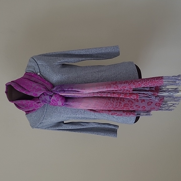 Multicolored Animal Print Scarf - Picture 3 of 8